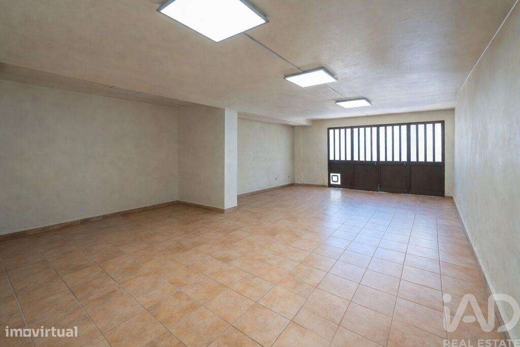Casa / Villa T4 em Santa Bárbara de Nexe de 484,00 m2-25