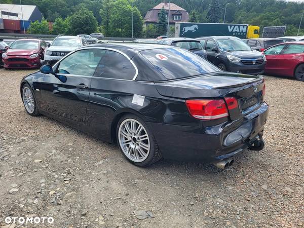 BMW Seria 3 330d DPF Cabrio - 3