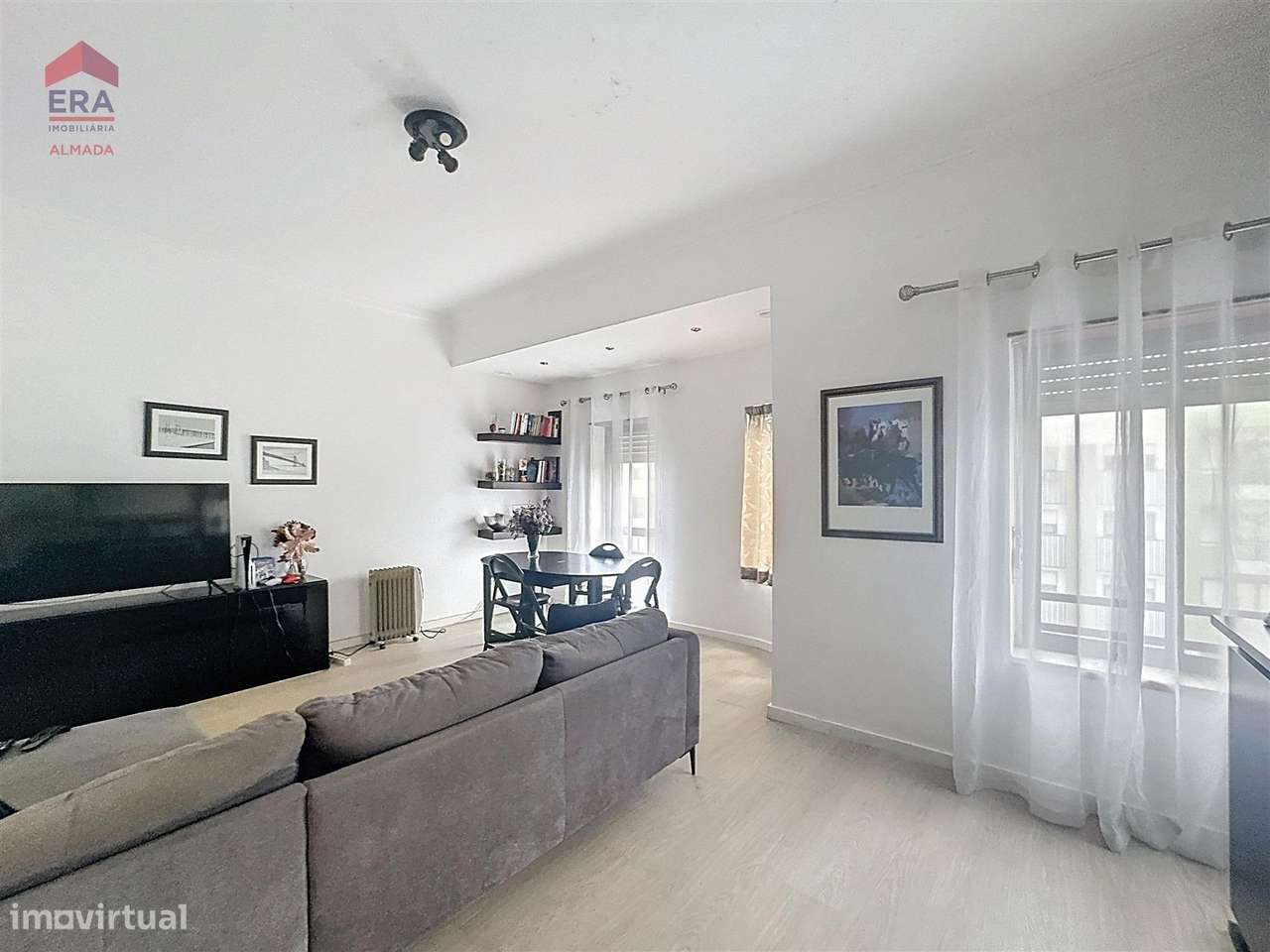 Apartamento T3 com 2 casas de banho e vista-13