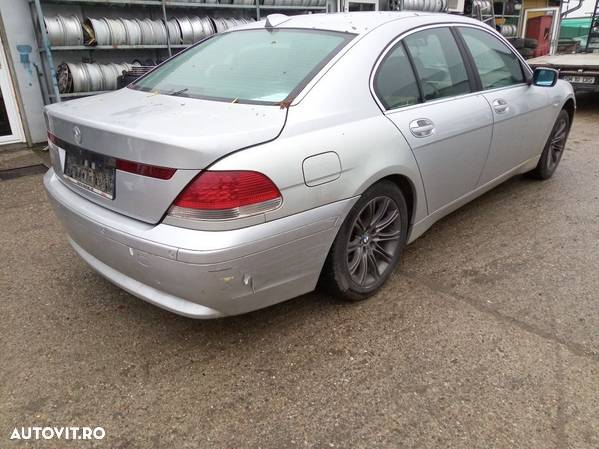 Dezmembrez BMW 730D E65 - 4