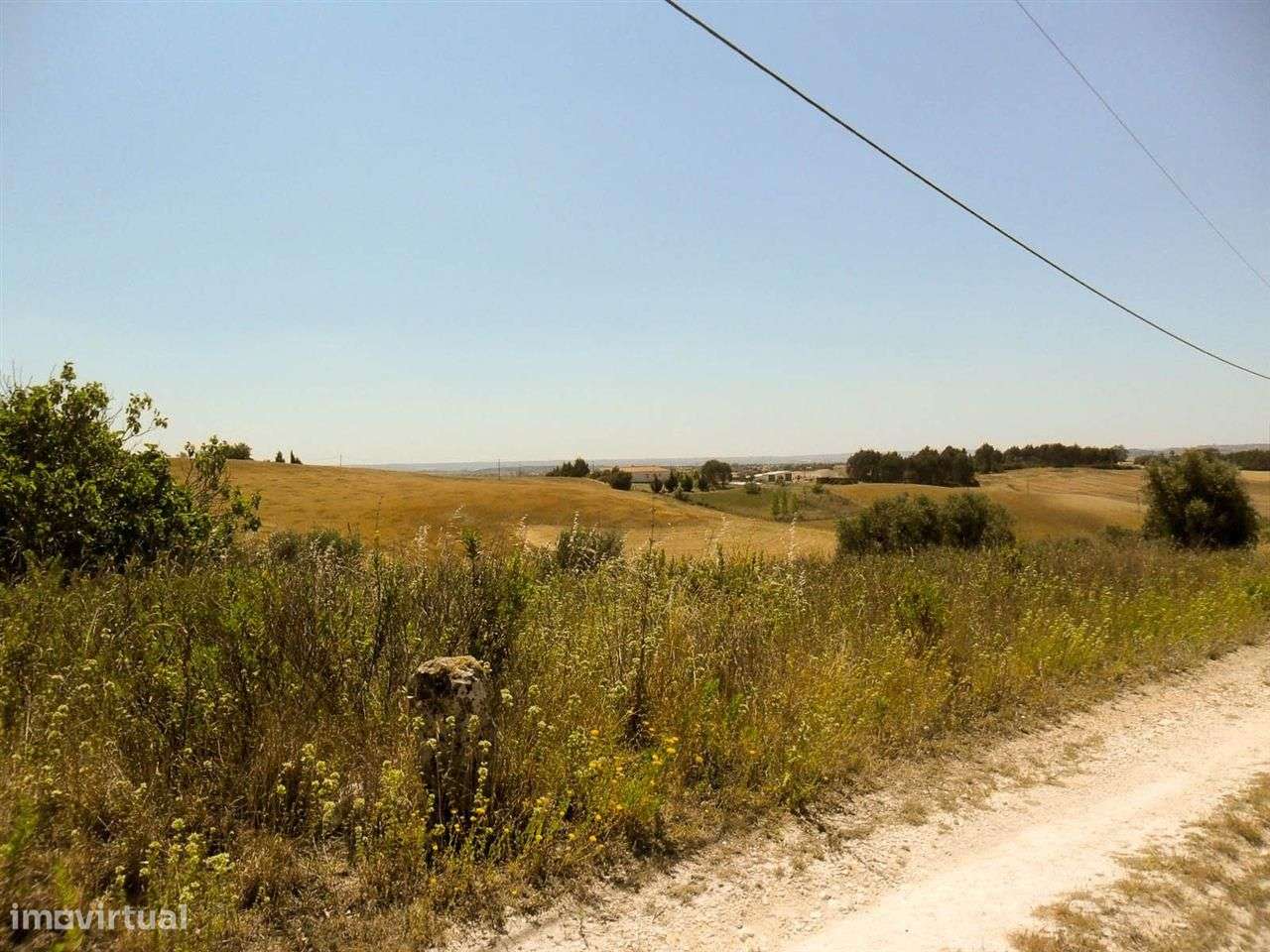 Terreno com 4.720m2 - Vista Magnifica Sobre o Campo - Grande imagem: 3/5