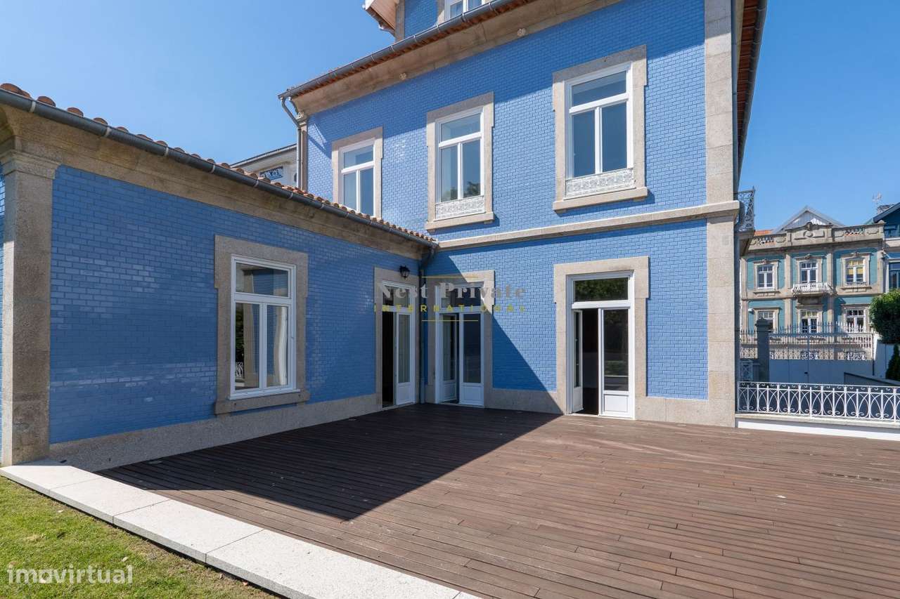 Palacete à venda na Rua de Álvares Cabral-0