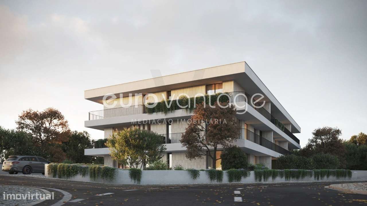 Terreno com Projeto de Arquitetura em Aprovação –  Leiria - Grande imagem: 2/13