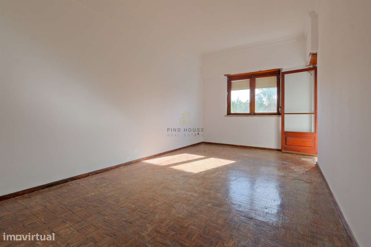 Apartamento T2 na zona da Figueirinha em Oeiras-7