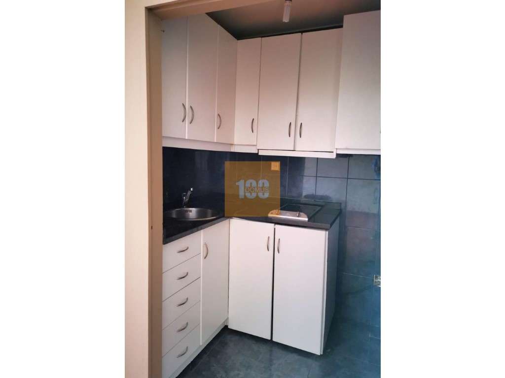 T1 na Av. da Boavista - Grande imagem: 4/15