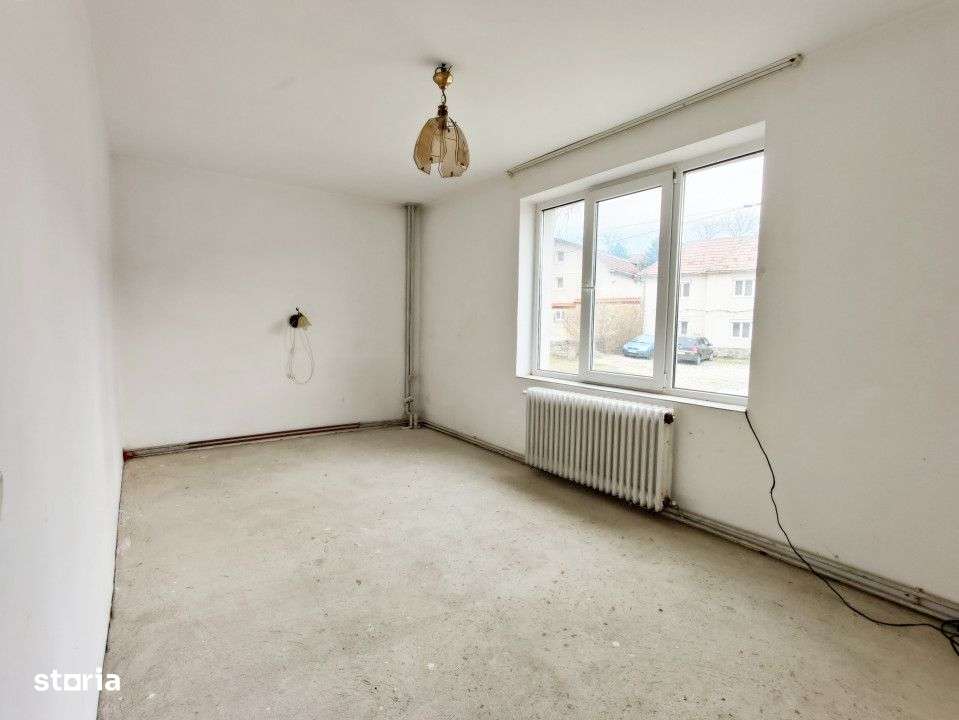 COMISION 0% Casa cu 20 camere, intabulata, utilitati+3.125mp teren in-3