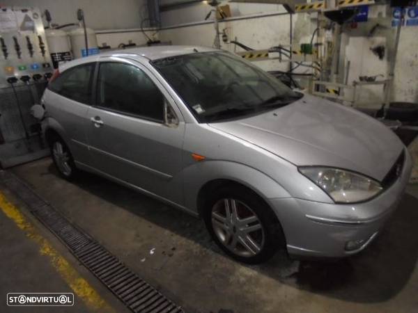 Carro MOT: F9DA CXVEL: 2S4R7002PA FORD FOCUS 2002 1.8TDCI 115CV 2P CINZA DIESEL - 2