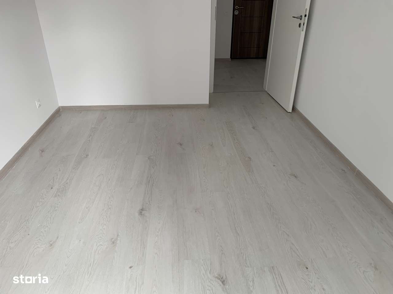 Apartament 2 camere, finisat, nou, liber, metrou Berceni - 4 min.-11