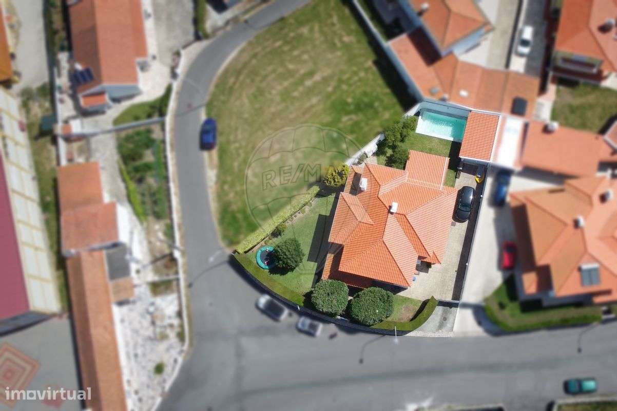 Moradia T4 para venda - Grande imagem: 3/42