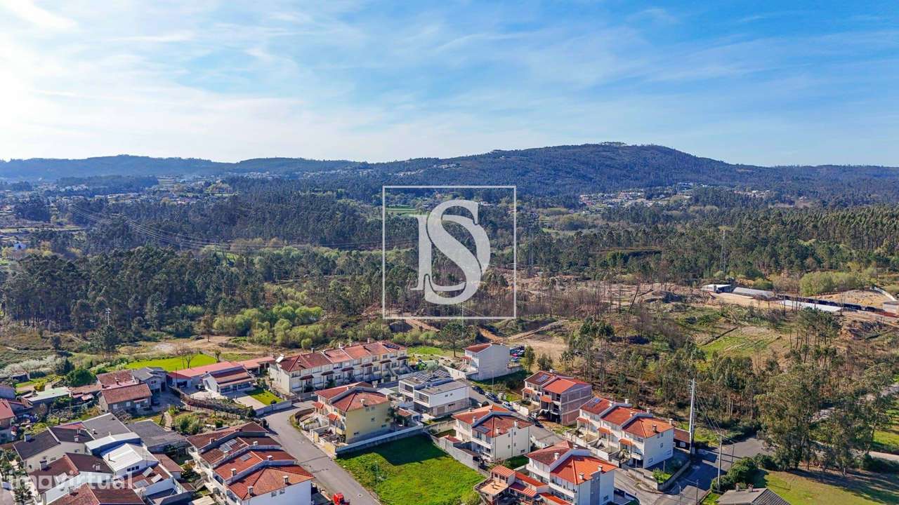 Moradia T3 por terminar | Elevado potencial de investimento-29