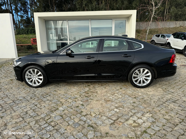 Volvo S90 2.0 T8 Momentum AWD Geartronic - 4