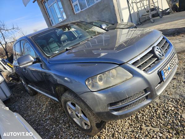 Volkswagen Touareg 2.5 TDI R5 Aut. - 2