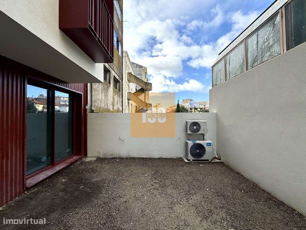 T2 duplex com jardim - Capelo Residences-13