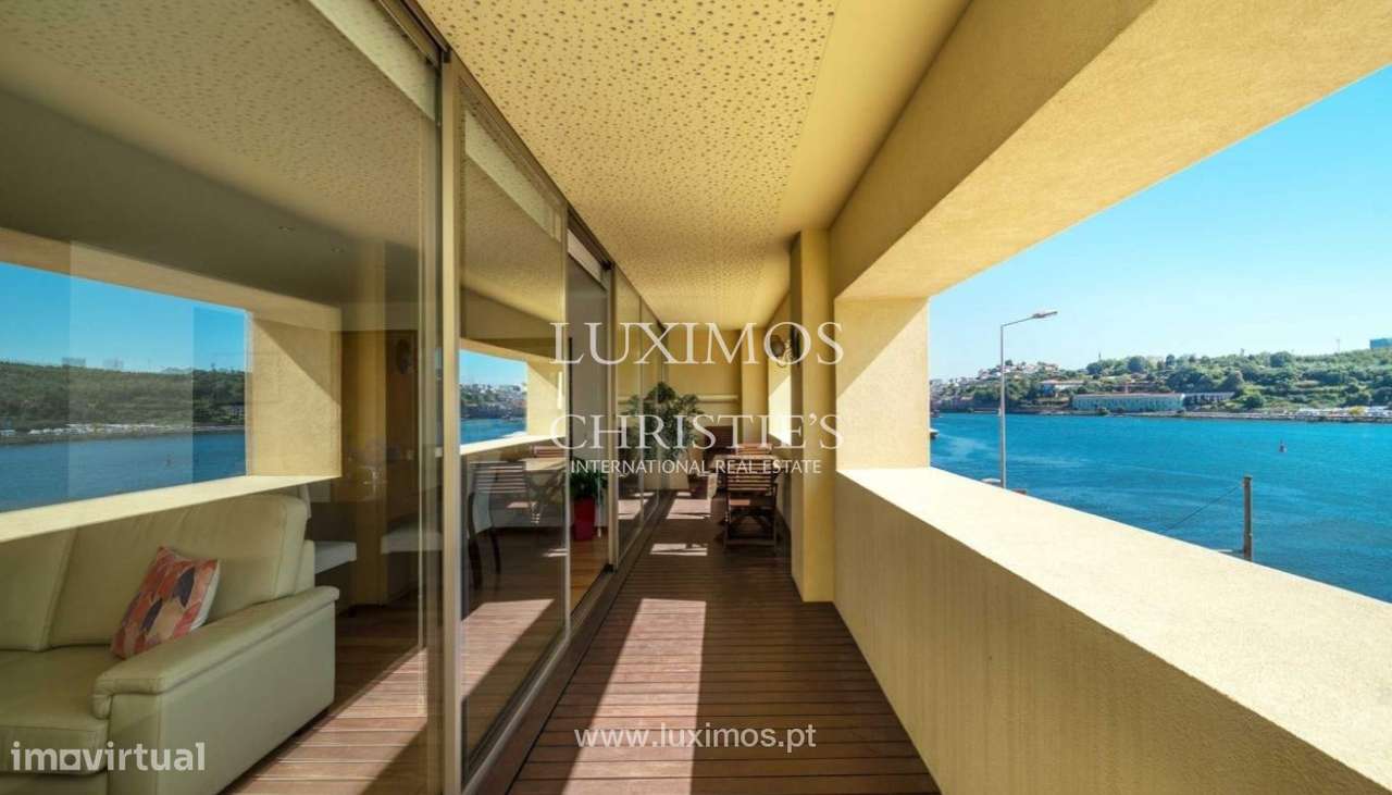 Apartamento T3 com vistas de Rio e da Foz, para arrendar, no Porto - Grande imagem: 2/18