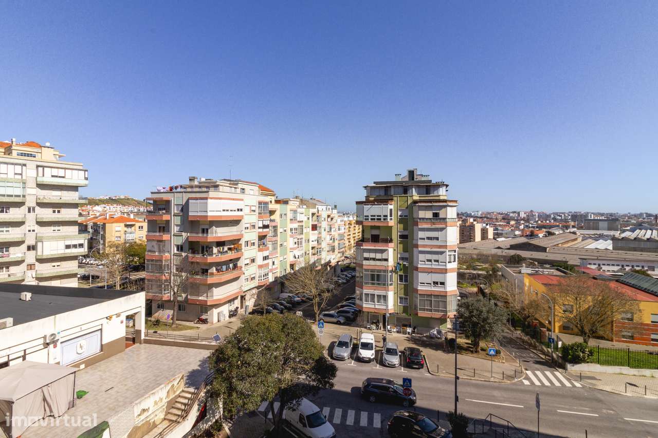 APARTAMENTO T3 | 2 WC'S | ELEVADOR | ARRECADAÇÃO | FALAGUEIRA-22