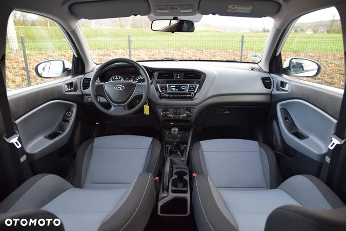 Hyundai i20 1.2 Classic - 21