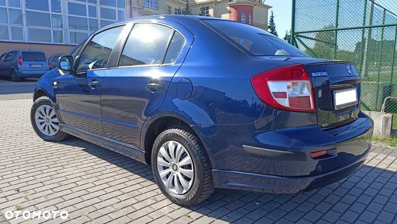 Suzuki SX4 - 5