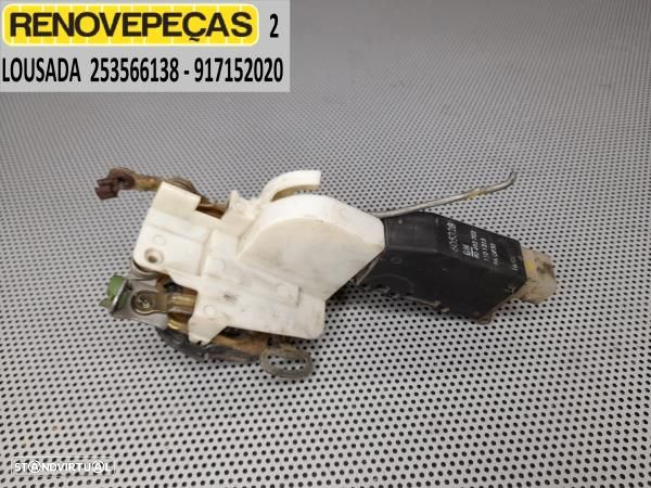 Fecho Porta Frente Dto Opel Corsa B (S93) - 1