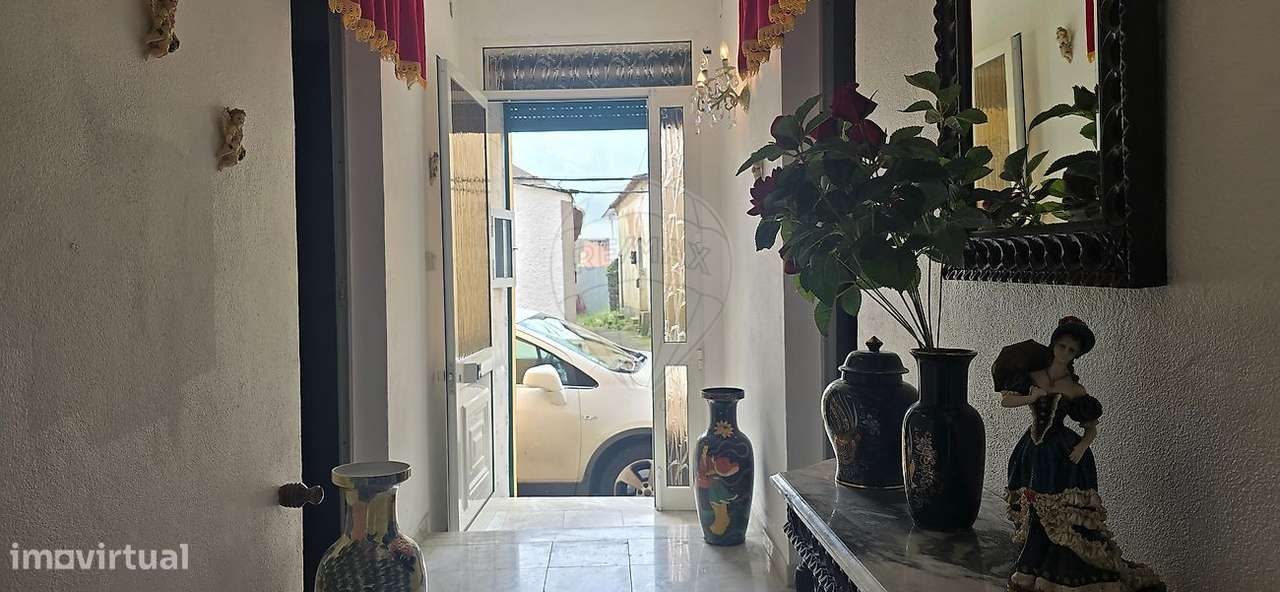 Moradia T5 para venda-9