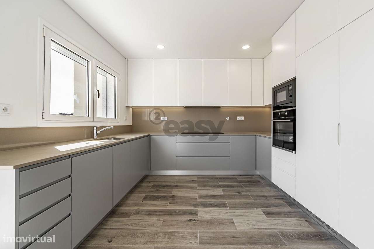 Moradia de Luxo T4 em Famões - Odivelas - Grande imagem: 5/14