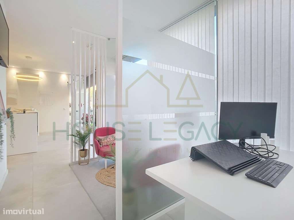 Loja versátil, luminosa e adaptável a várias atividades - Grande imagem: 5/33