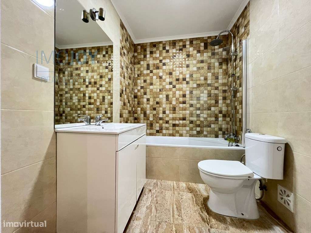 Simpático Apartamento T2 para Venda em Alvide-12