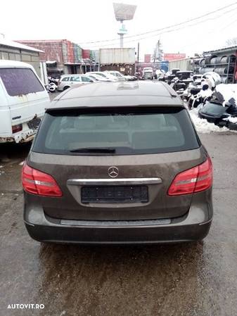 Dezmembrez Mercedes Benz B-CLASS B200 W246 - 5