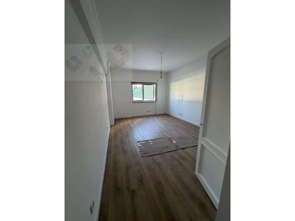 T2 REMODELADO COM TERRAÇO PRIVATIVO 555M2-25