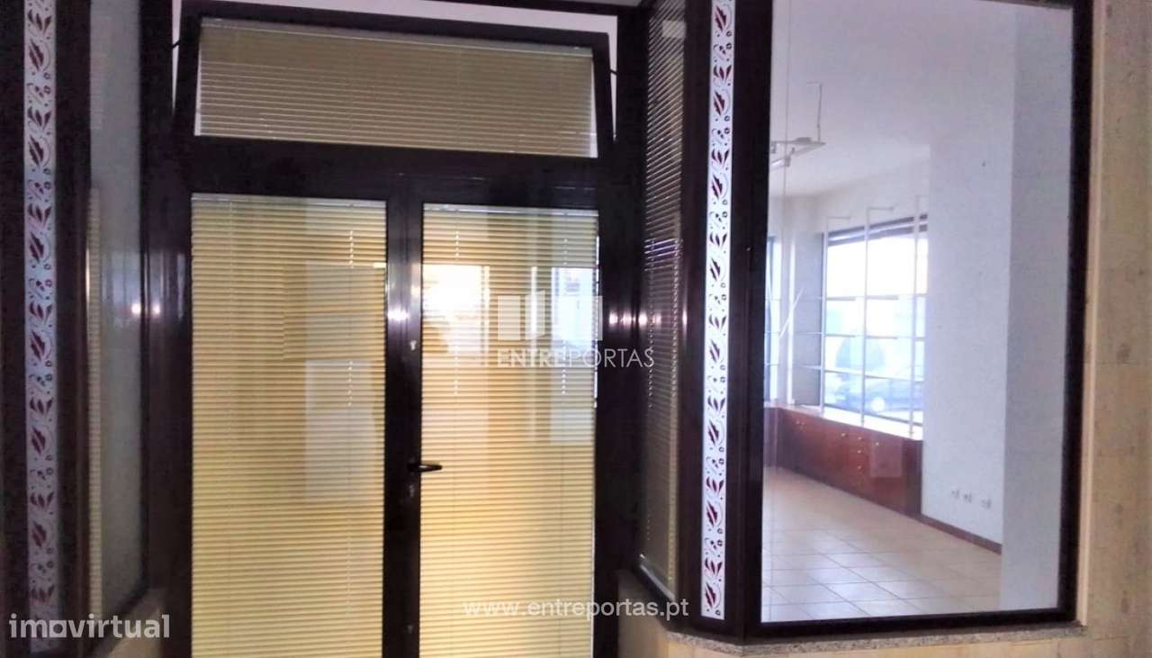 Venda de Loja, Meadela, Viana do Castelo - Grande imagem: 4/29