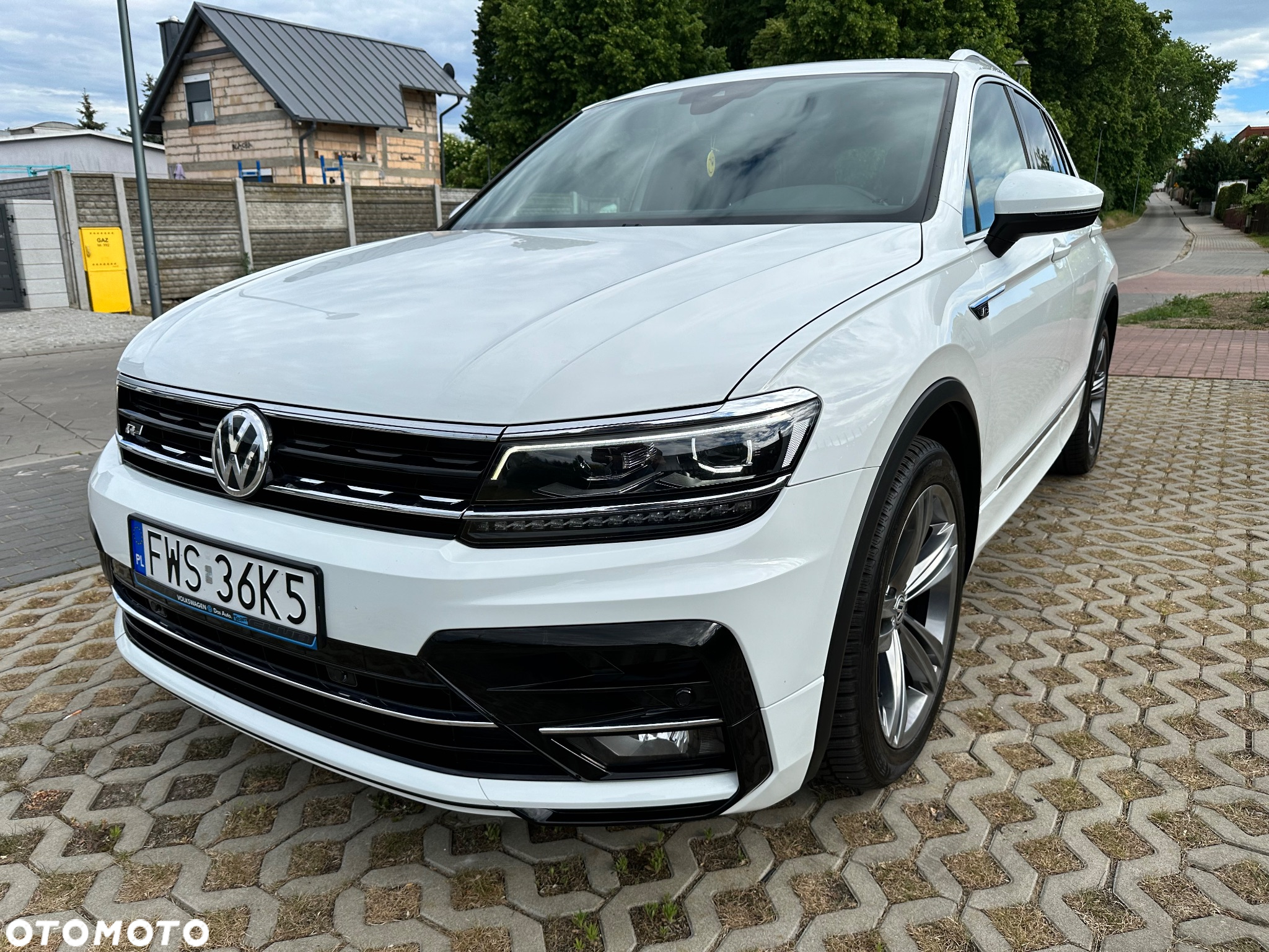 Volkswagen Tiguan - 2