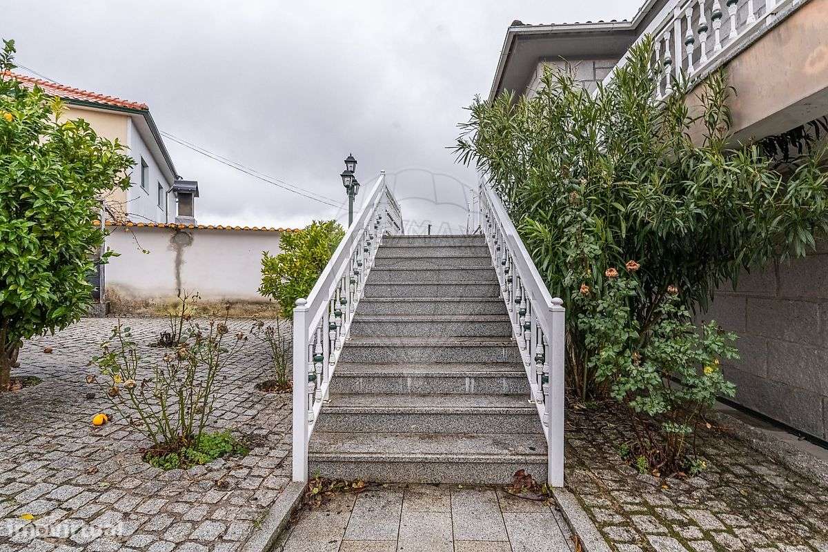 Moradia T3 para venda-25