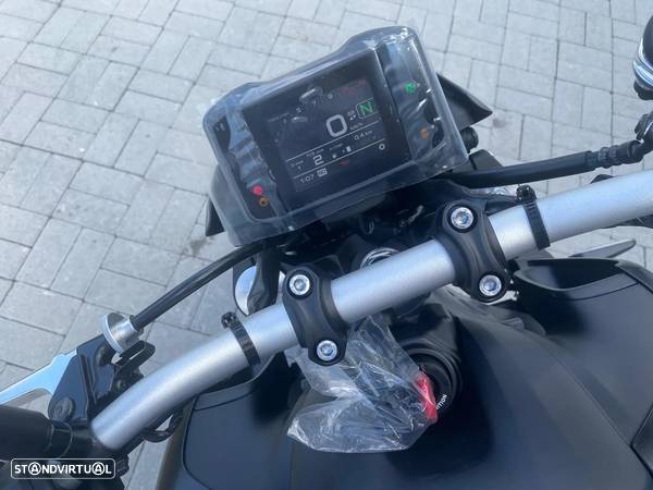 Yamaha MT-09 - 7