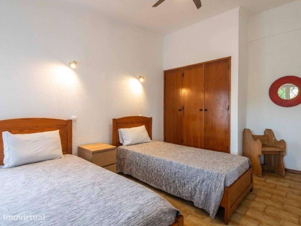 Moradia térrea V2 + 2 com piscina - Ataboeira - Guia - Albufeira-26