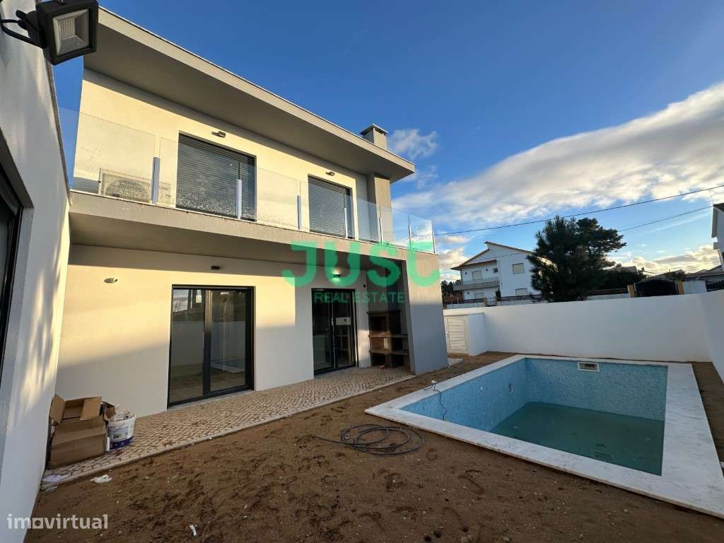 Moradia, T4, isolada com piscina e garagem em Pinhal General - Fern...-1