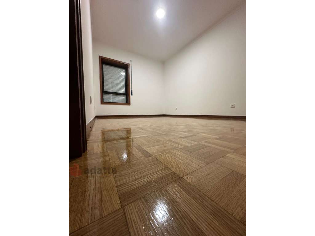 T2 Renovado e Totalmente Equipado na Solum - Av. Elísio de Moura (J... - Grande imagem: 5/12