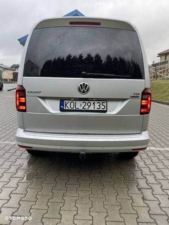 Volkswagen Caddy Maxi 2.0 TDI Highline 4Motion DSG - 6