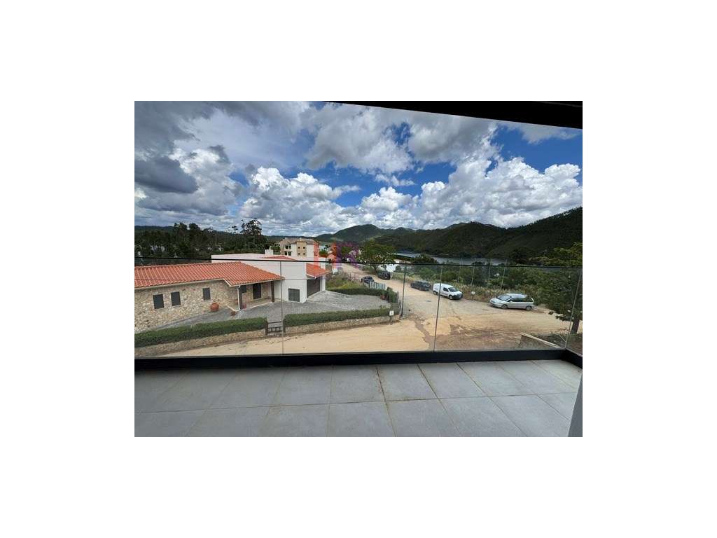 Moradia geminada nova em Águas Belas, Ferreira do Zêzere, com 3 qua...-21
