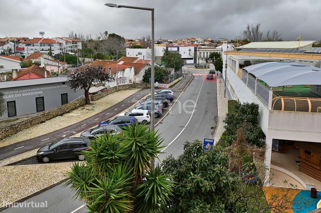 T3 em Tires com Garagem - Grande imagem: 2/31