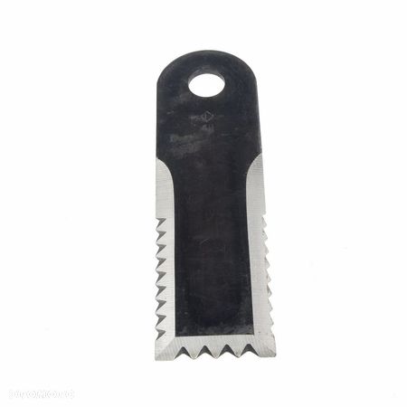 Nóż sieczkarni ząbkowany Massey Ferguson D49062900 Menke - 1