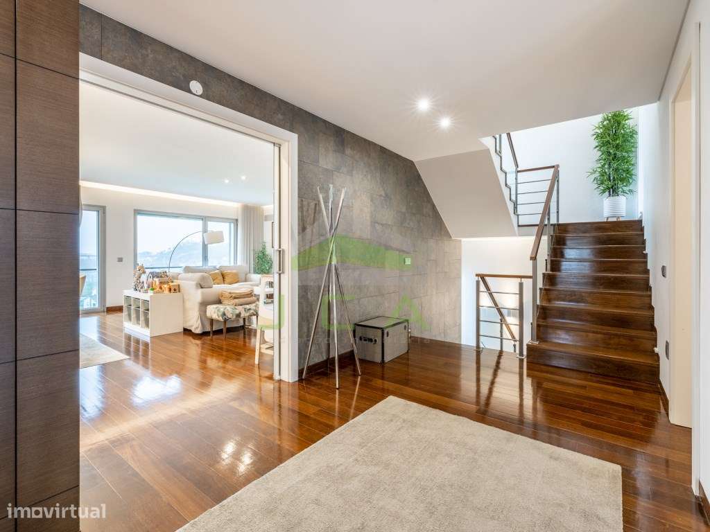 Moradia V4 isolada a 3min de Leiria - Grande imagem: 4/50