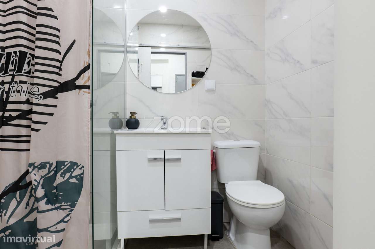 Apartamento T1+1 à venda Monte Abraão-14