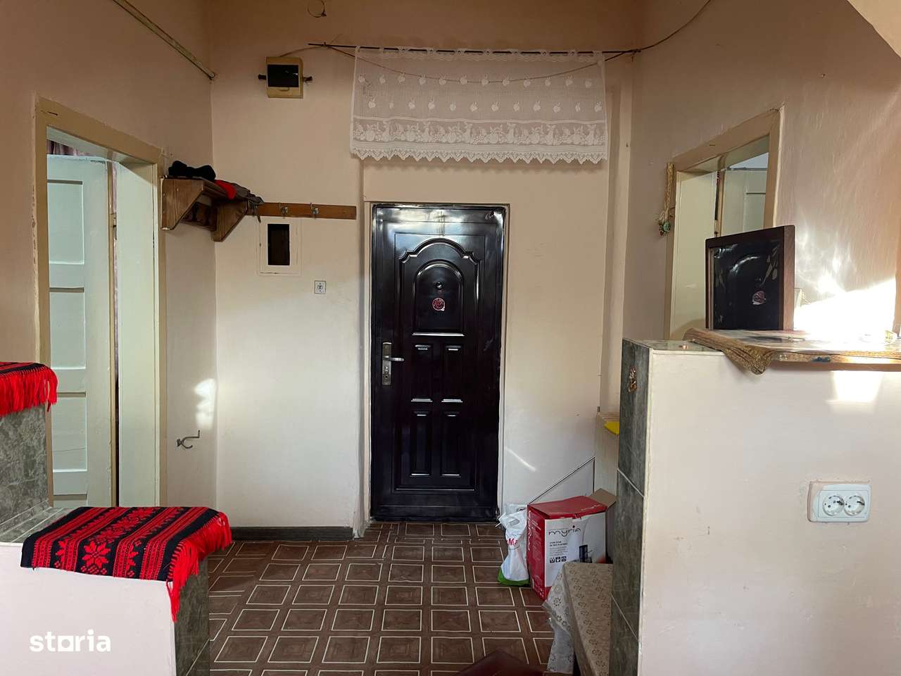 Apartament 3 camere,cu teren200mp,Zona Centrala-7