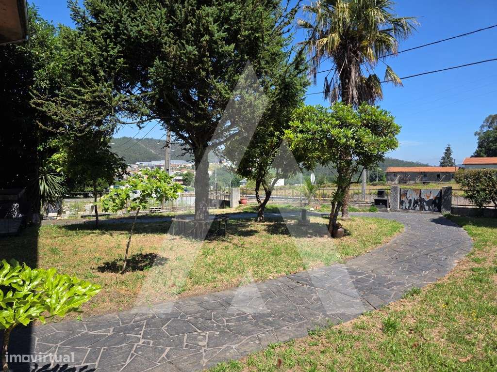 Excelente Moradia T4 em Carregosa, Oliveira de Azeméis-47