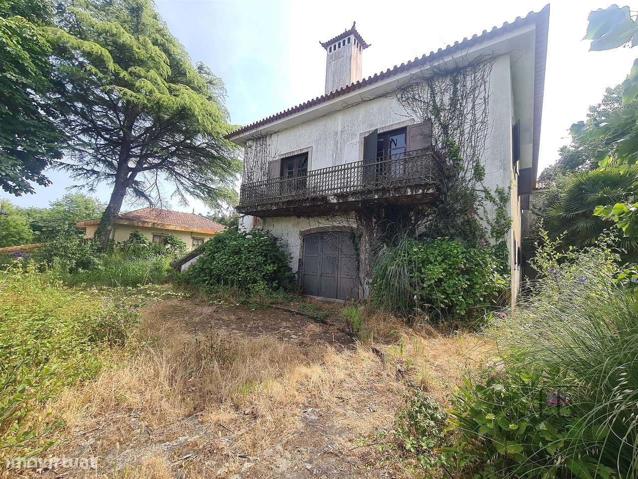 Moradia T5 com Piscina e Campo de Jogos em São Paio de Oleiros - Grande imagem: 2/31