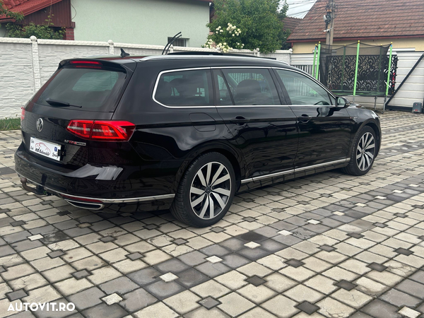 Volkswagen Passat - 22