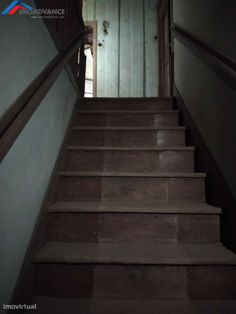 Casa centenária situada numa aldeia no concelho de Penacova, Coimbra-19