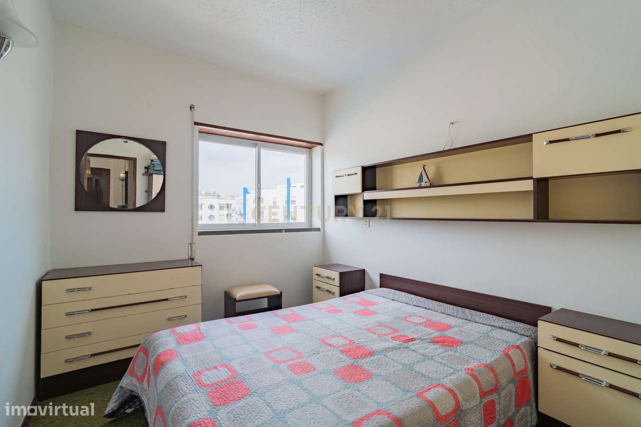 Apartamento T2 à Venda | Nazaré | Vista Lateral para o Mar-6