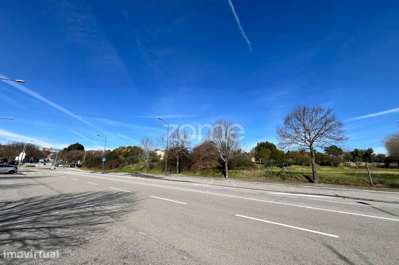 Terrenos Urbanizáveis Premium - Região Central de Viseu - 50.900 m²-5