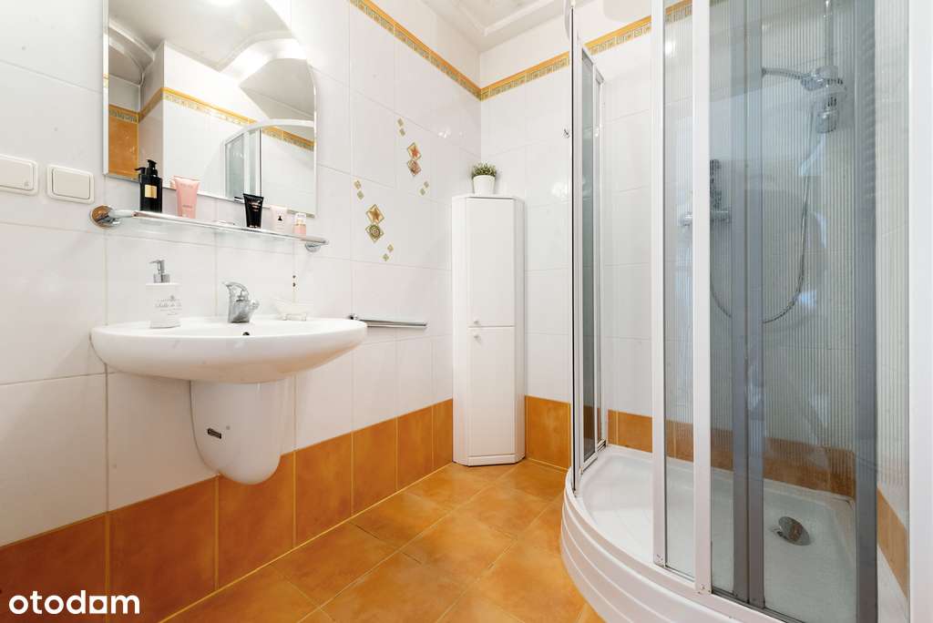 Dwupoziomowe mieszkanie dla rodziny, przy metrze!-8