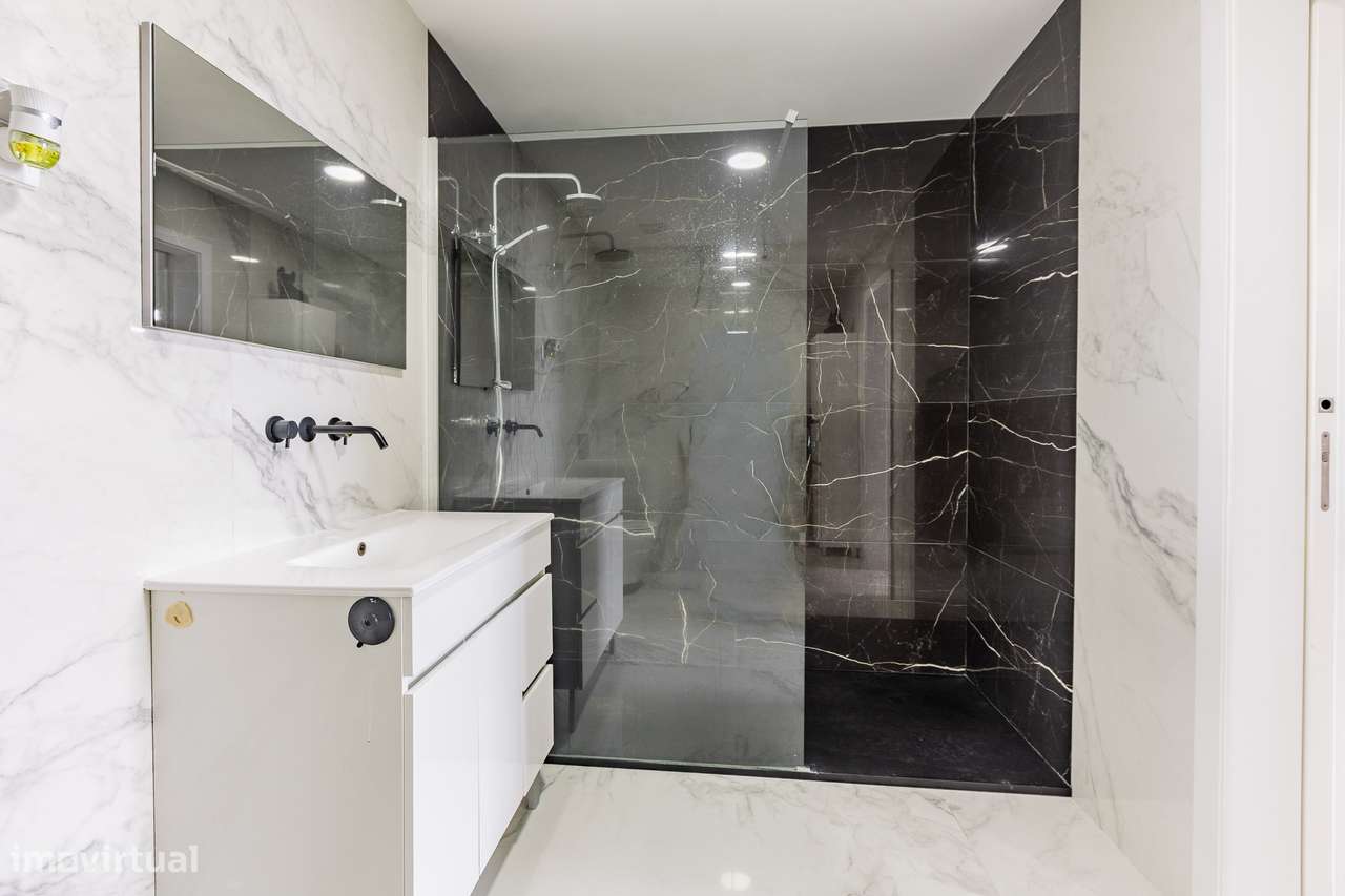 Apartamento Duplex T3 - São Vicente Ferreira.-37